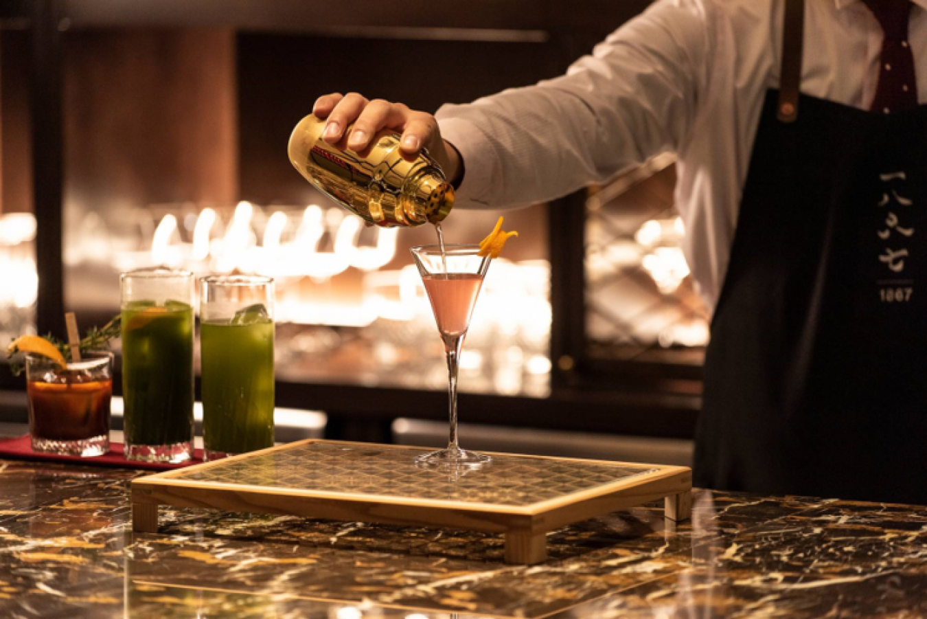京都悠洛（ゆら）ホテル M ギャラリー「 Lounge & Bar 1867 」＊カクテルはイメージです