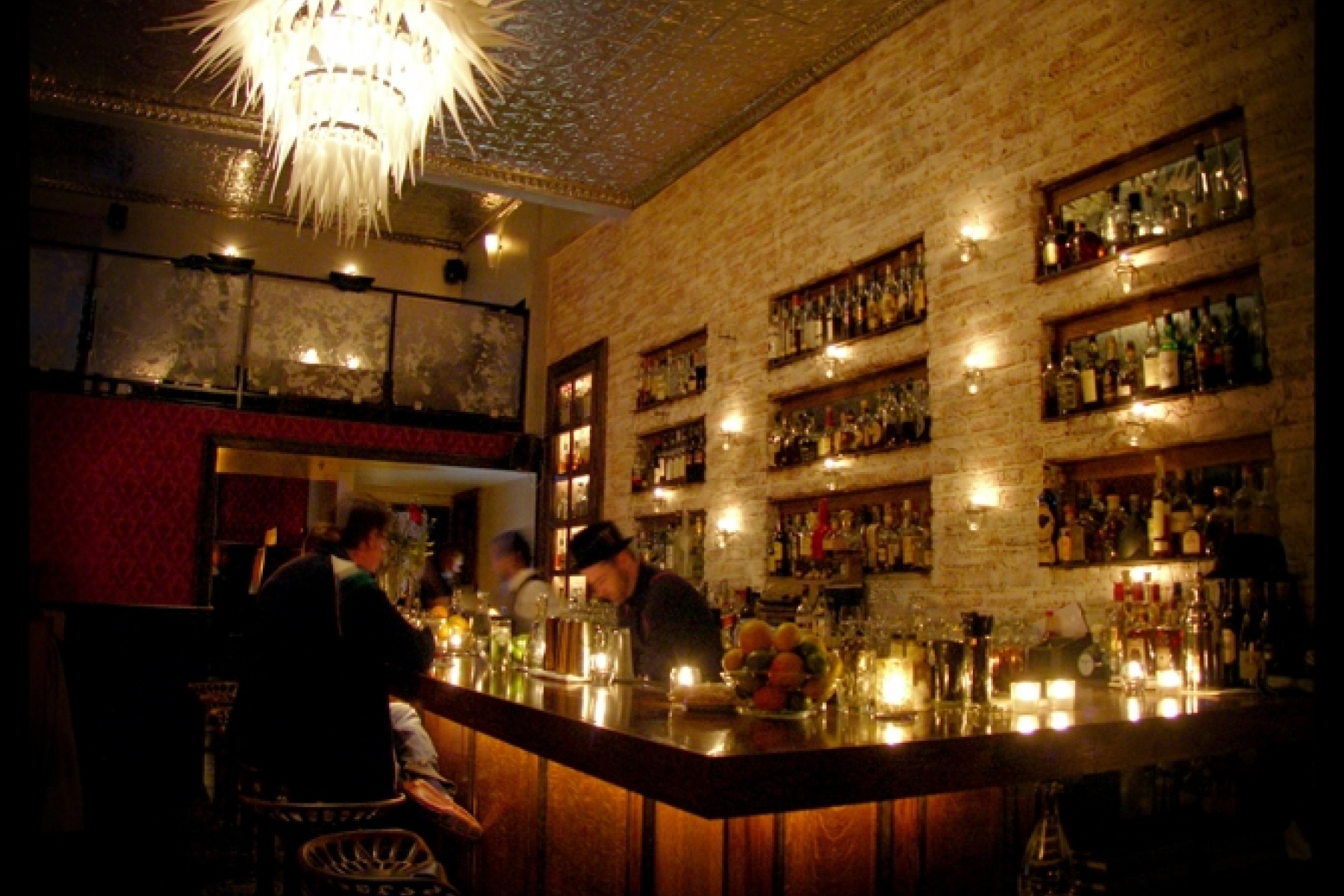 禁酒法時代の残り香。
密かに流行中のSpeakeasyとは？
