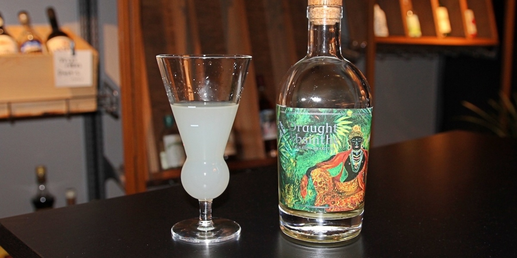 Herb Bar SOURCE:最高のアブサン体験を!
ドラフトアブサンのこだわりプレゼンテーション。
<後編>