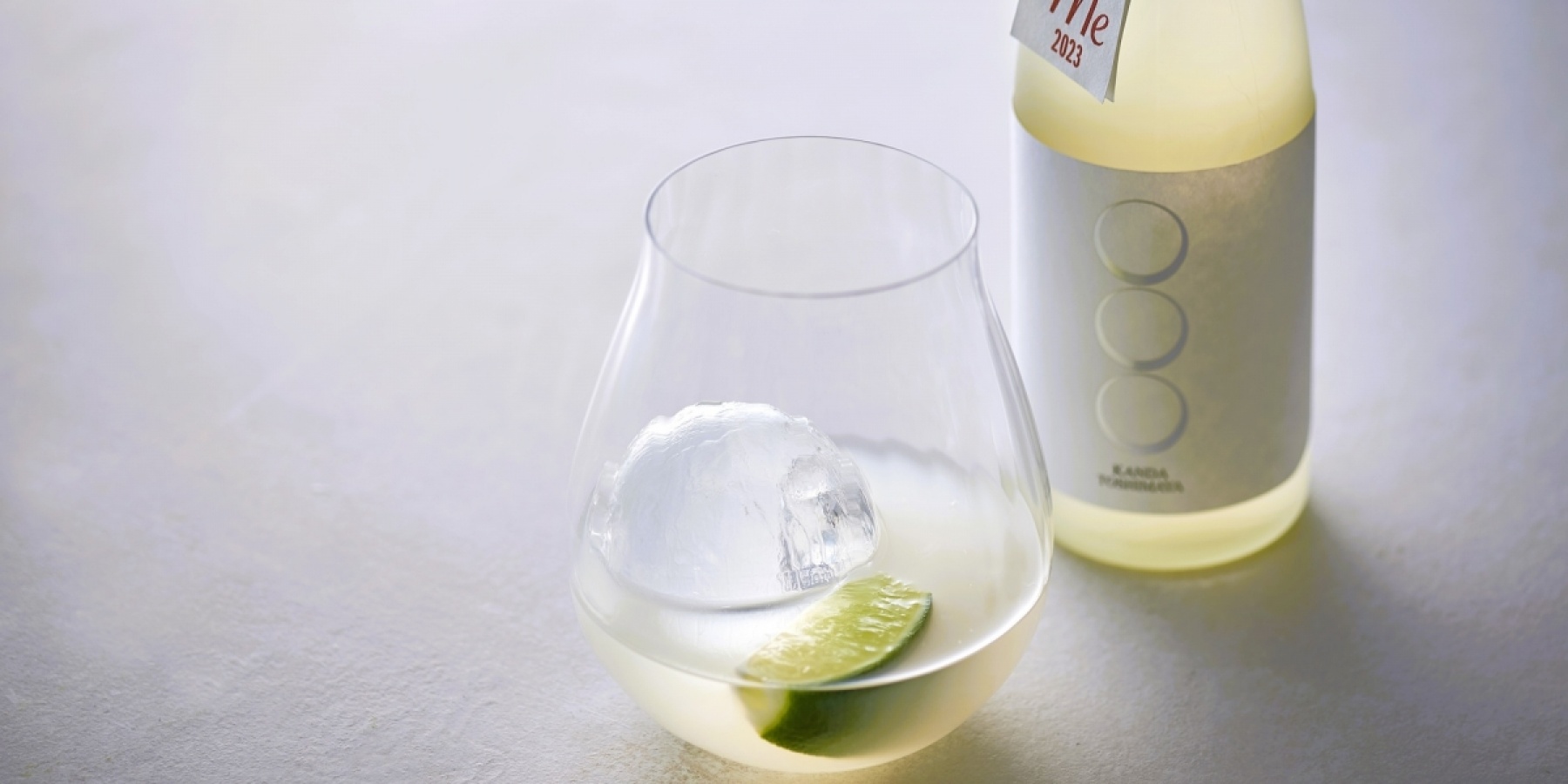 調味料から飲みものへ、みりんをアップデート。
“糀のリキュール”「Me」って?
- 前編 -