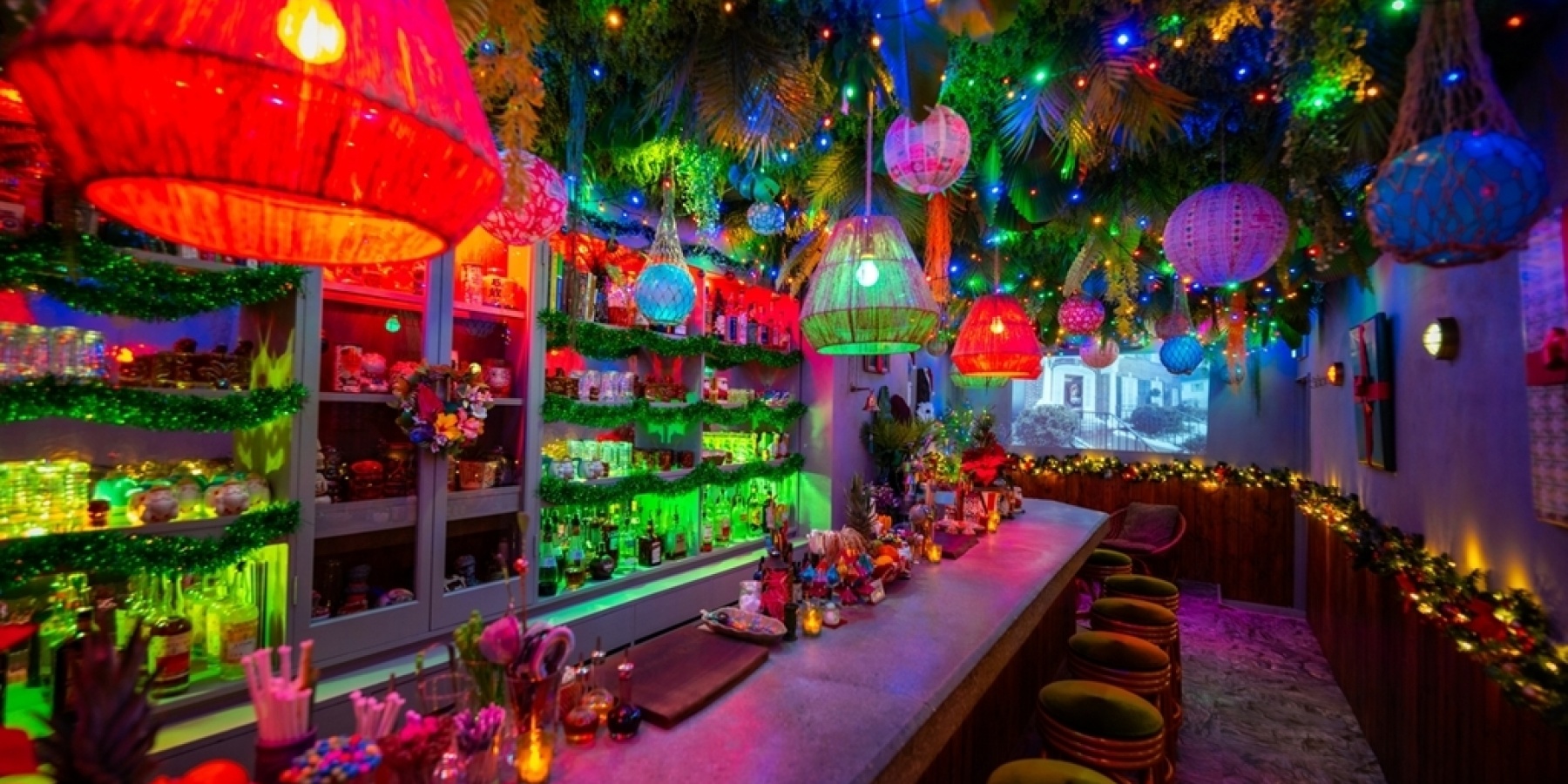 「Sippin’ Santa」開催。
アジアでは神戸「THE KAZAN ROOM」だけ！
