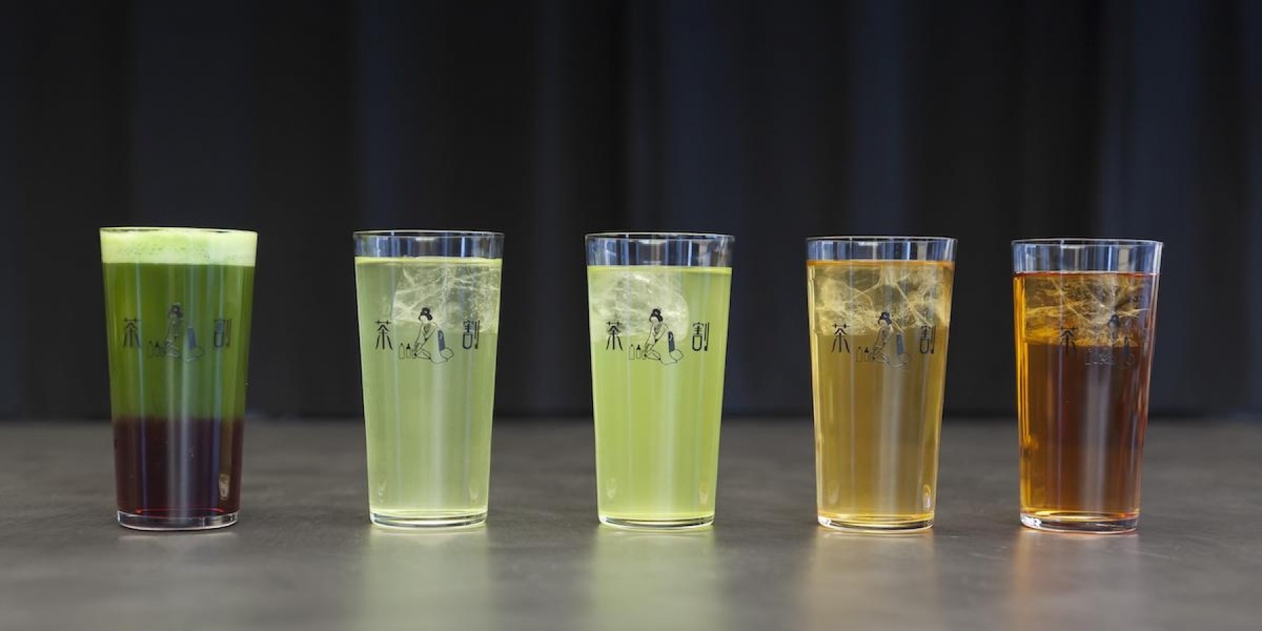 お茶とお酒のイイ関係<後編>
10種のベースと10種のお茶で100のお茶割り!