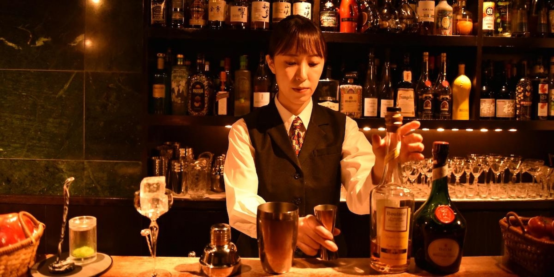 どりぷらが注目する若手バーテンダー！Vol.1
名店「BAR石の華」の期待の若手、川島彩さん。
＜前編＞
