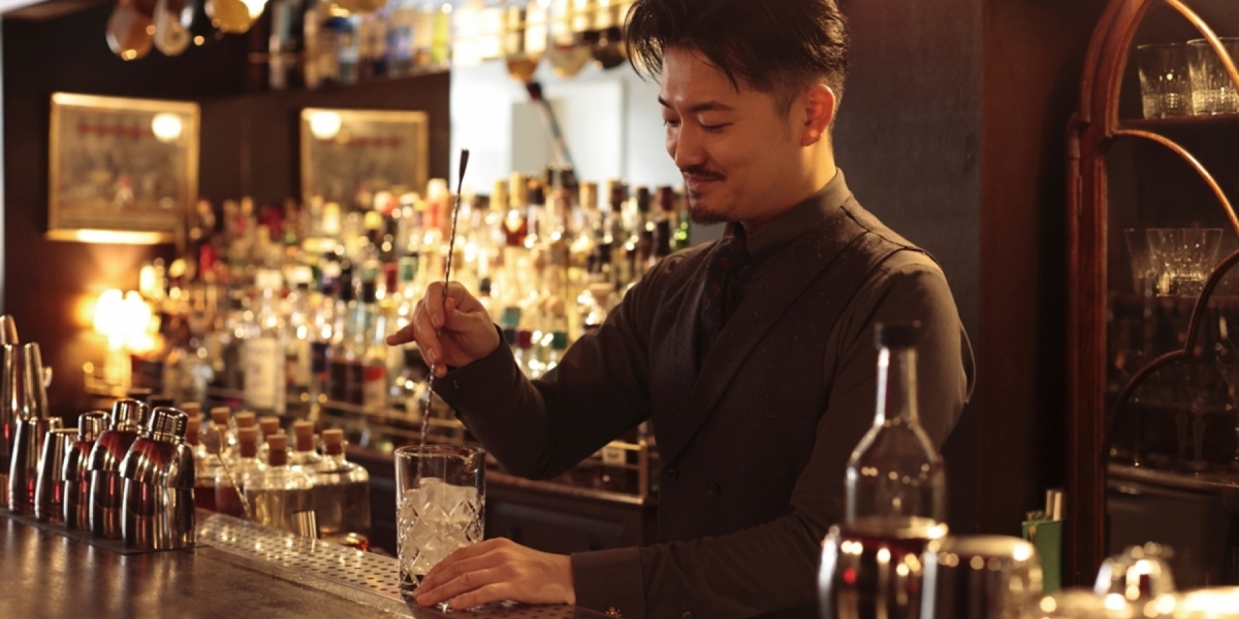 Bar K-9:
名古屋のバーシーンを牽引
カクテルが誘う往年の鉄道旅!
- 前編 -