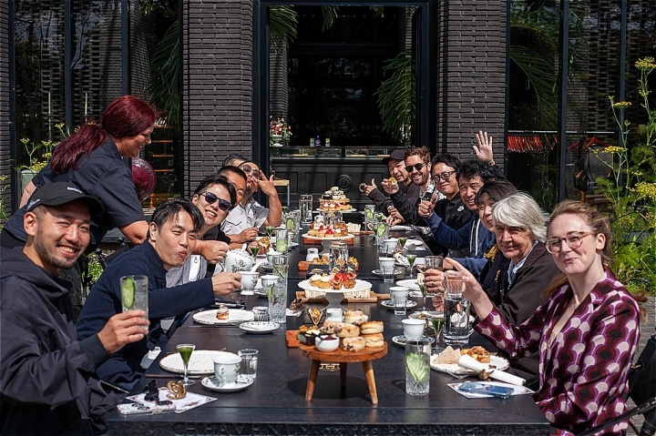 <span>【Hendrick’s Gin Palace Study-Tour】フォトログ</span>vol.7 DAY 3-2　レスリーさんのLAB、そして古城ホテルへ。