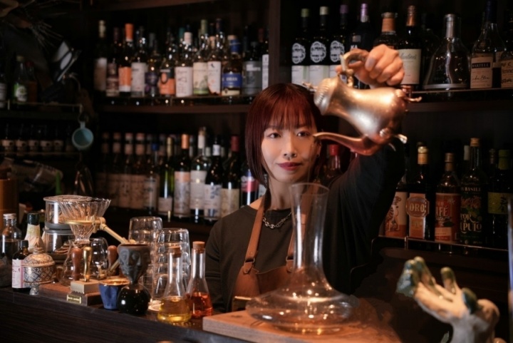 <span>【15周年特別取材】バー業界　変化と進化の15年、そして未来へ</span>vol.4 BAR SEBEK 大津麻紀子さんの視点